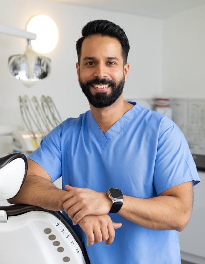 Dr. Saud Malik - Dentist